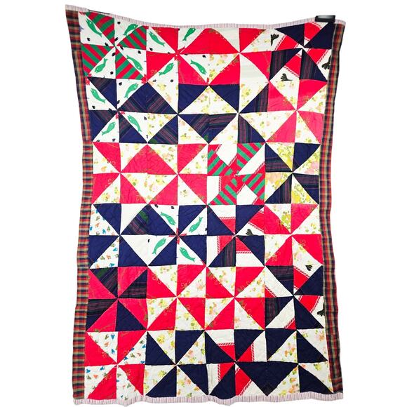 Vintage 1960s Floral Windmill Pinwheel Pattern Handmade Quilt 57x42